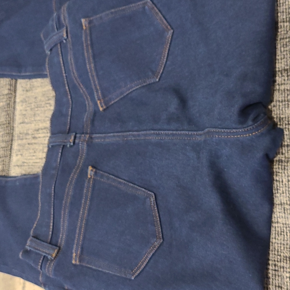 Fashion Nova dark Wash blue high waist skinny jeans - Picture 5 of 8